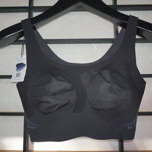 NWT Evelyn and Bobbie Beyond Bra Black  Size M
